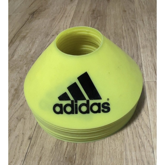 adidas(アディダス)のadidas マーカーコーン　イエロー　12枚 スポーツ/アウトドアのサッカー/フットサル(その他)の商品写真