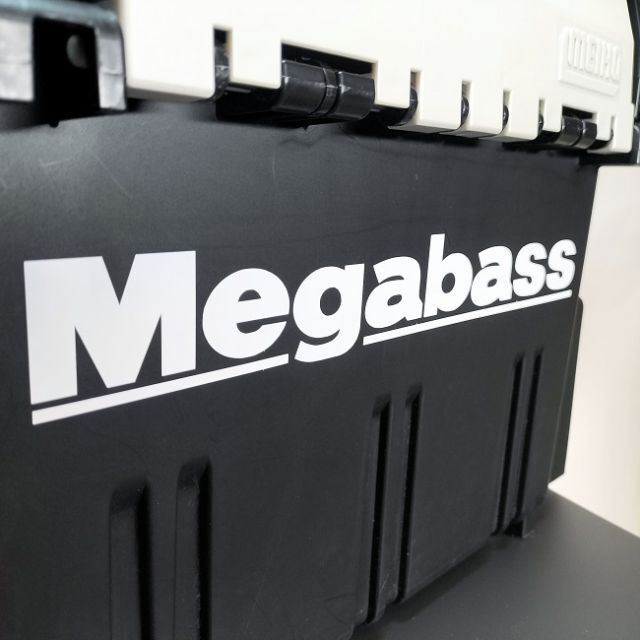 Megabass(メガバス)のステッカー2枚セット　ドカットなどに　メガバス スポーツ/アウトドアのフィッシング(その他)の商品写真