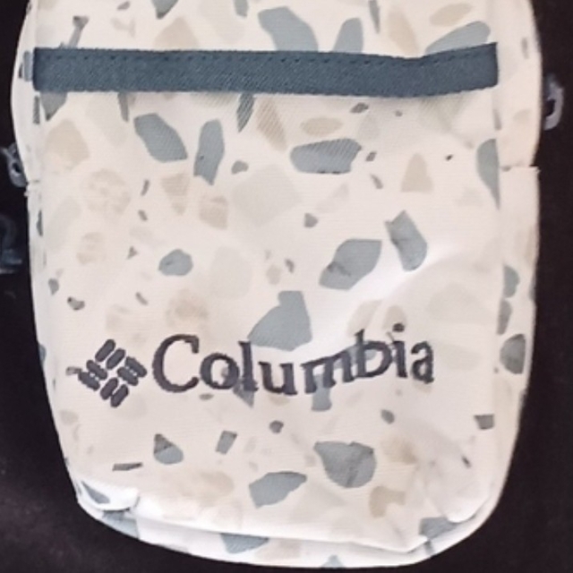 Columbia(コロンビア)の美品‼️絶版‼️お値下げ中💓コロンビアポーチ レディースのファッション小物(ポーチ)の商品写真