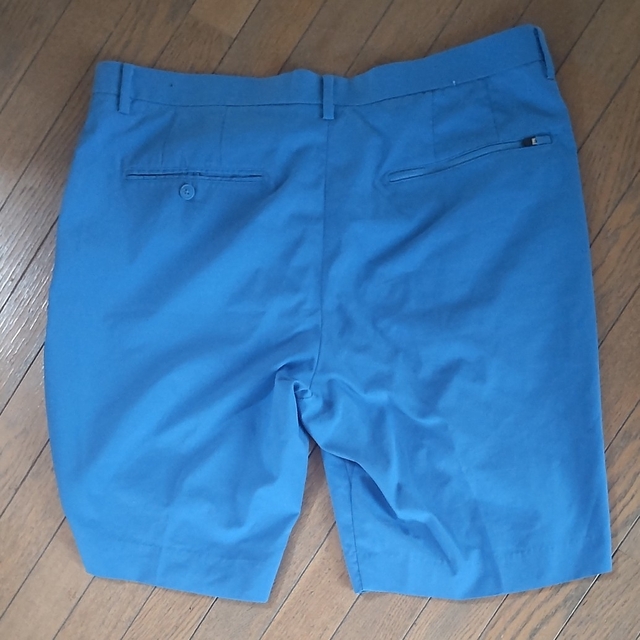 UNIQLO(ユニクロ)のメンズハーフパンツ青XL メンズのパンツ(ショートパンツ)の商品写真