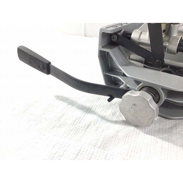 Makita - ☆比較的綺麗☆makita マキタ 100V 手動カクノミ 7304 Makita - ☆比較的綺麗☆makita マキタ 100V 手動カクノミ 7304