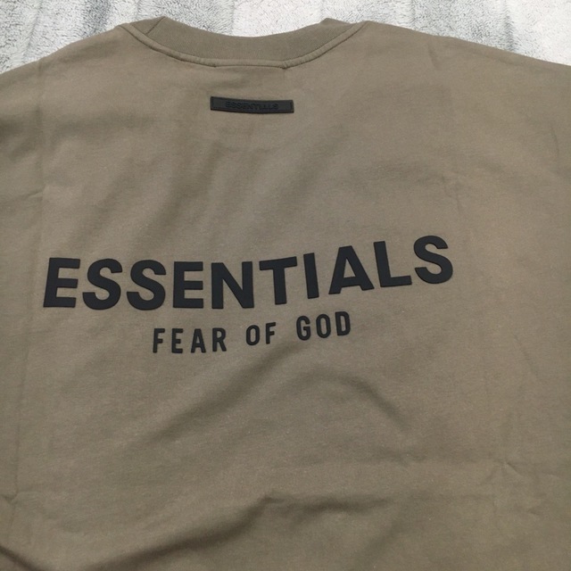 エッセンシャルズエッシェンシャルズ　ESSENTIALS ロングTシャツ