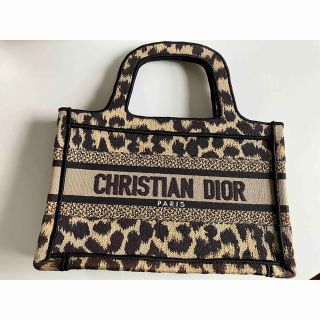 クリスチャンディオール(Christian Dior)の完売品　ディオール　ブックトートミニ　未使用品　レオパード(トートバッグ)