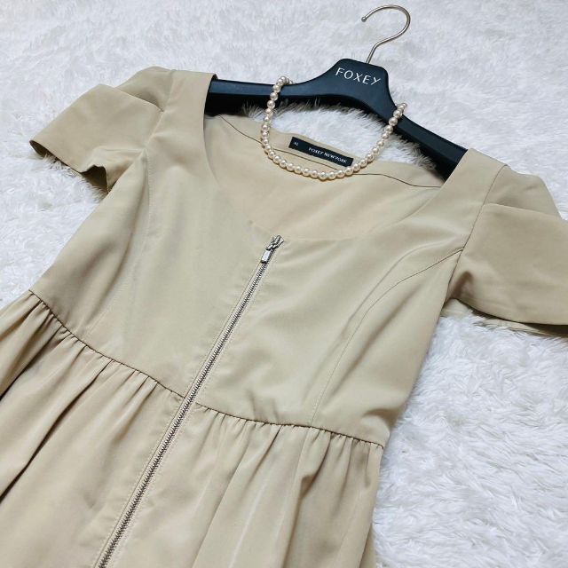 美品】FOXEY NEW YORK ワンピース フロントファスナー ベージュ-
