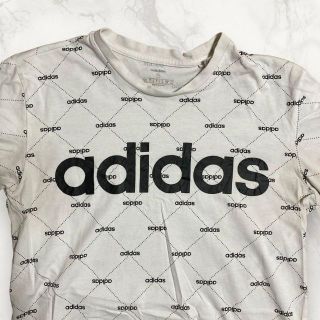 HEO adidas 古着   白 アディダス　総柄　ロゴ　プリント Tシャツ(Tシャツ/カットソー(半袖/袖なし))