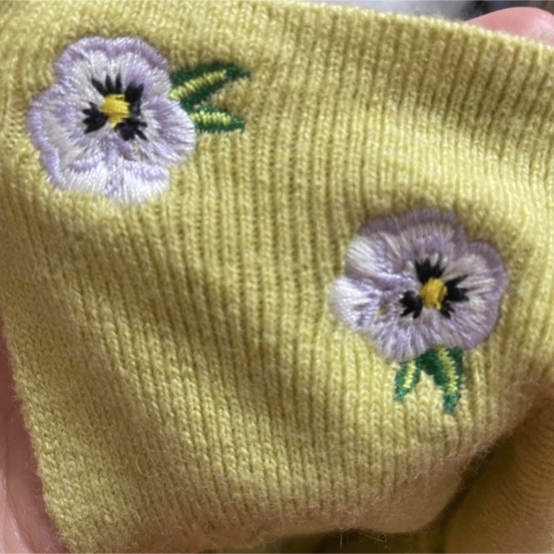 パンジー刺繍のお衿付きブラウス