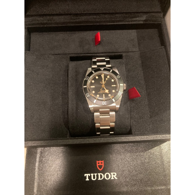 Tudor(チュードル)の【新品未使用品】TUDOR ブラックベイ 54 79000N メンズの時計(腕時計(アナログ))の商品写真