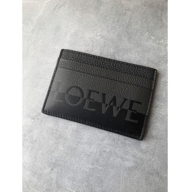 高さ7㎝×幅10㎝LOEWE カードホルダー　エンボス加工