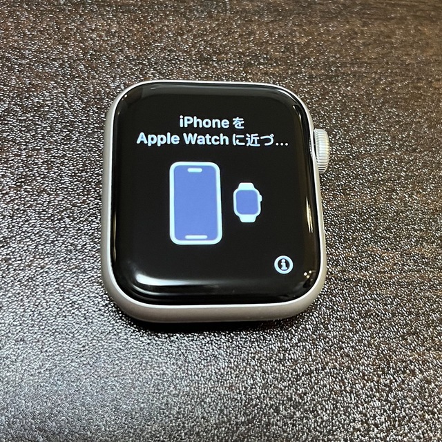 Apple Watch(アップルウォッチ)のApple Watch SE 保護フィルム付き シルバー GPSモデル 40mm スマホ/家電/カメラのスマートフォン/携帯電話(その他)の商品写真