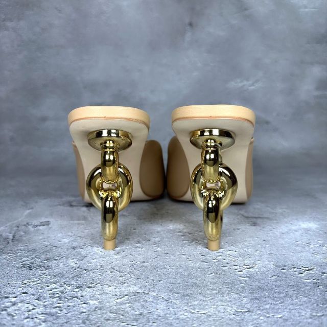 CULT GAIA(カルトガイア)のCult Gaia ミュール&クロッグ デザインヒール チェーンサンダル レディースの靴/シューズ(ミュール)の商品写真