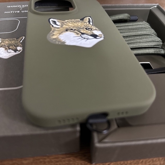 メゾンキツネiPhone14pro メゾンキツネiPhone14pro