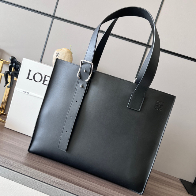 WEB限定カラー有 《ほぼ未使用》LOEWE(ロエベ)トートバッグ | irai