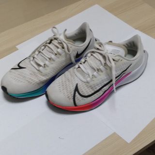 ナイキ(NIKE)のナイキ　メンズ　スニーカー　ズームペガサス37 　24.5センチ(スニーカー)