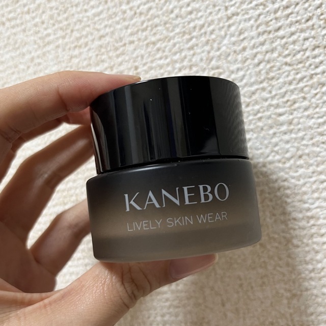 KANEBO ライブリースキンウェア 30g