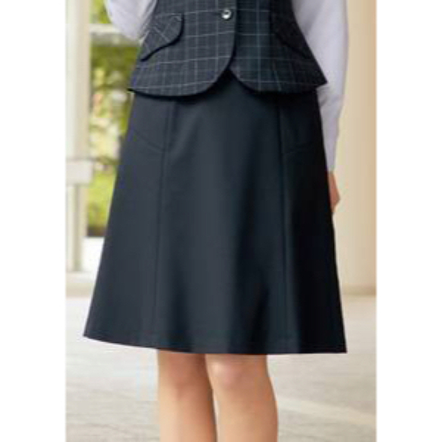 チクマ　スカート(セミフレア)AR3850-1-9 事務服　レディース レディースのスカート(ひざ丈スカート)の商品写真