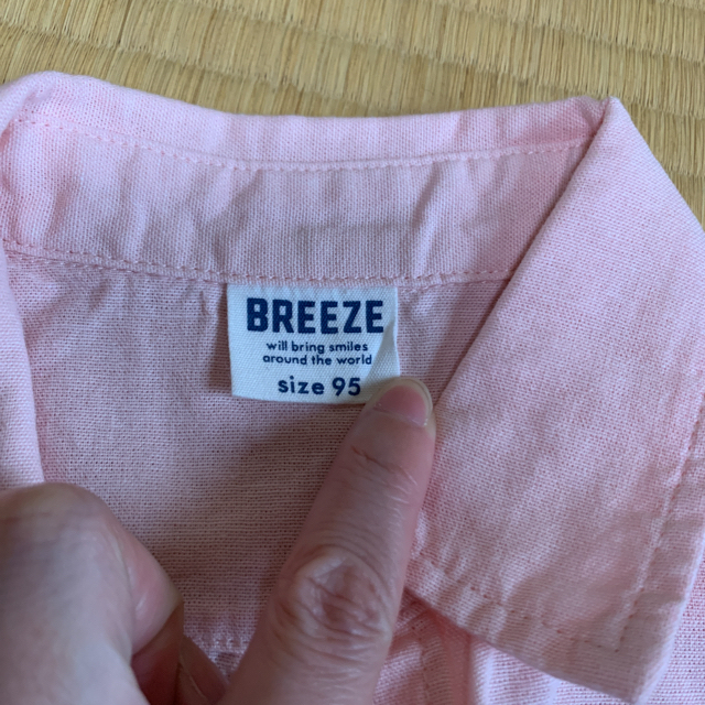 BREEZE(ブリーズ)のブリーズ　ピンク　シャツ　95センチ キッズ/ベビー/マタニティのキッズ服男の子用(90cm~)(Tシャツ/カットソー)の商品写真