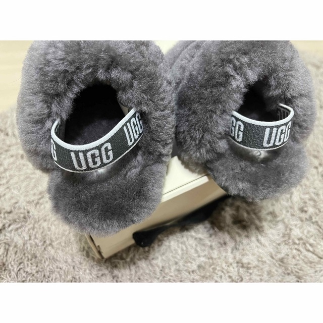 UGG(アグ)のUGG  ベビーサンダル キッズ/ベビー/マタニティのベビー靴/シューズ(~14cm)(サンダル)の商品写真