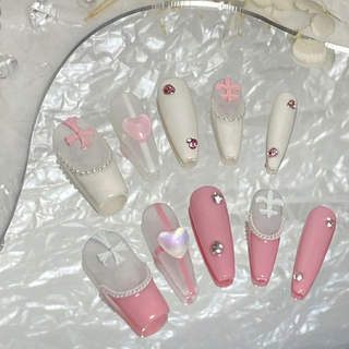 ギャルネイル 量産型ネイル 地雷ネイル 韓国ネイル BLACKPINK ワンホン コスメ/美容のネイル(つけ爪/ネイルチップ)の商品写真