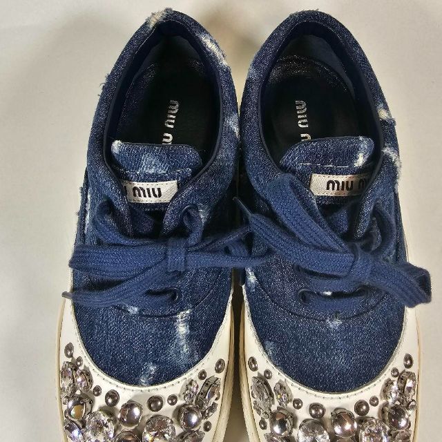 miumiu デニム ビジュー スニーカー ダメージ加工 | hartwellspremium.com