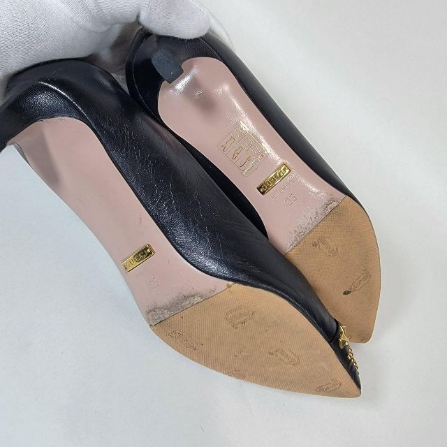 トップ - GUCCI スタッズ パンプス レザー ゴールド - 販売チャネル