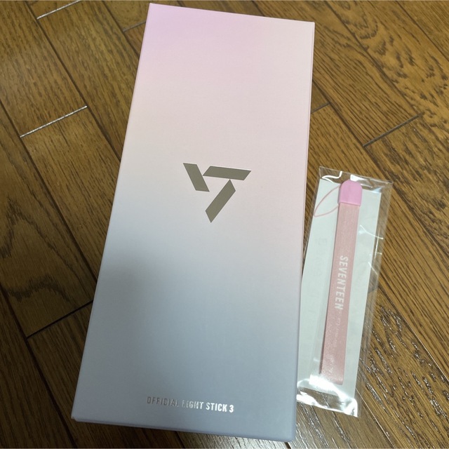 SEVENTEEN carat棒 ペンライト ver.3 新品