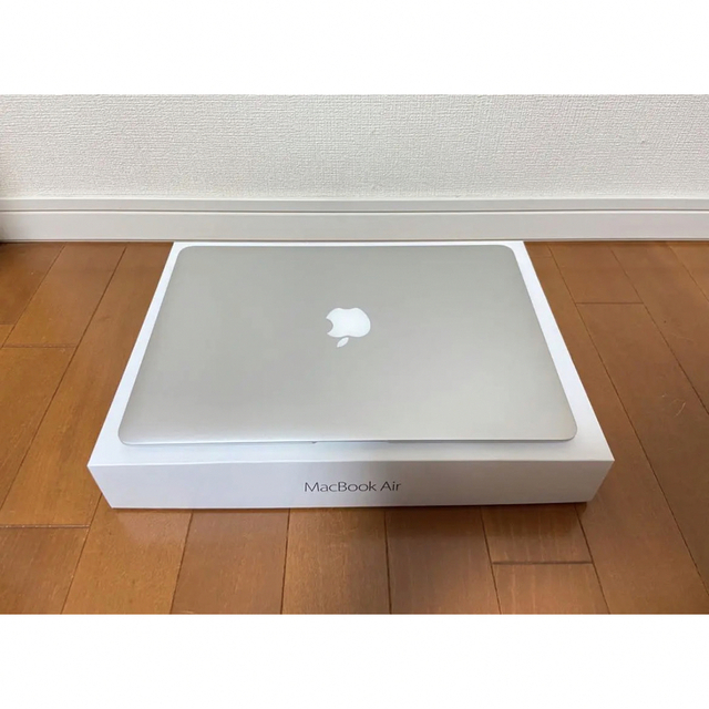 APPLE MacBook Air MACBOOK AIR MQD32J/A スマホ/家電/カメラのPC/タブレット(ノートPC)の商品写真