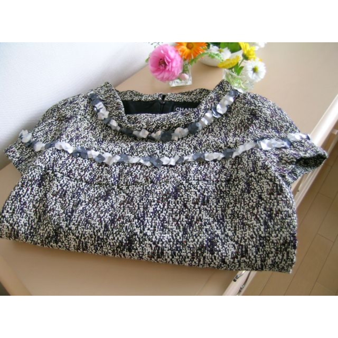 CHANEL - ☆正規品☆CHANEL☆ツイードワンピース☆グレー系 CHANEL - ☆正規品☆CHANEL☆ツイードワンピース☆グレー系