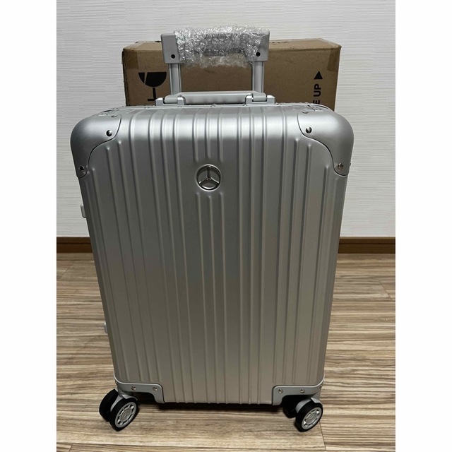 新品未使用　メルセデス・ベンツ　アルミスーツケース　32L