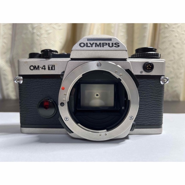 オリンパス　Olympus OM-4Ti ボディのみ