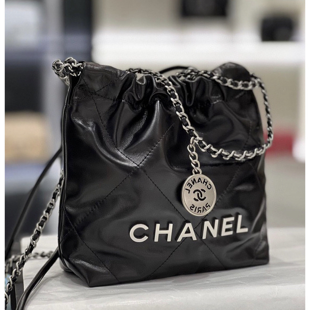 本体在庫特価品 CHANEL????シャネル♡22ミニ♡ショルダーバッグ