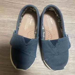 トムズ(TOMS)の美品！TOMSトムス キッズ　ネイビー　14センチ(スリッポン)