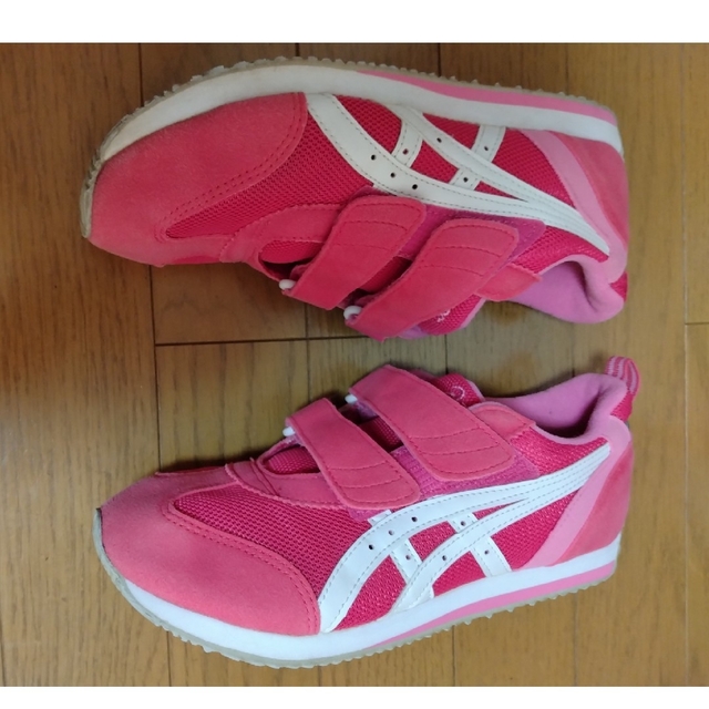 asics(アシックス)のアシックス（ASICS）アイダホ MINI 4 　22.0cm キッズ/ベビー/マタニティのキッズ靴/シューズ(15cm~)(スニーカー)の商品写真