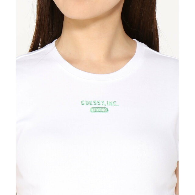 GUESS(ゲス)の【ホワイト(WHT)】【XS】GUESS ロゴTシャツ (W)Petit Logo Tee レディースのトップス(カットソー(長袖/七分))の商品写真
