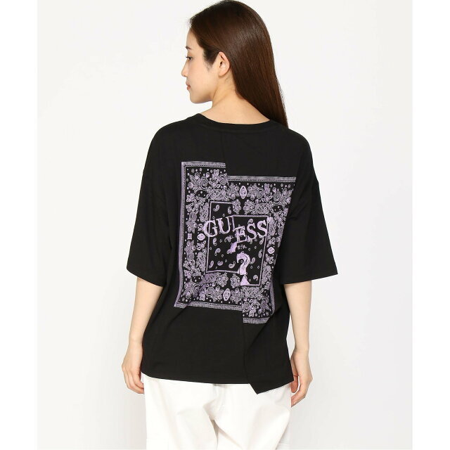 GUESS(ゲス)の【ブラック(BLK)】【XS】GUESS ロゴTシャツ (W)Paisley Logo Tee レディースのトップス(カットソー(長袖/七分))の商品写真