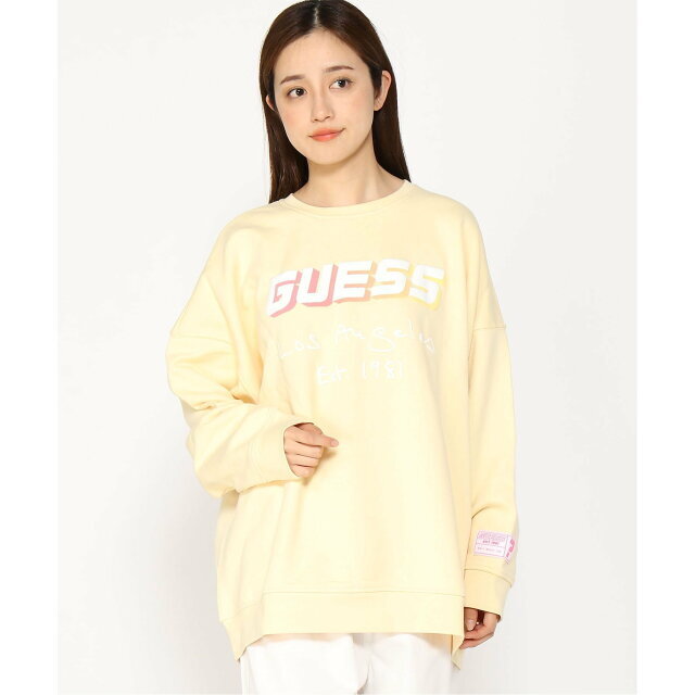 GUESS(ゲス)の【ライトイエロー(A20F)】(W)Logo Dalya Sweatshirt レディースのトップス(トレーナー/スウェット)の商品写真