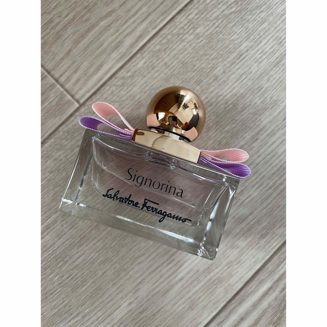 Ferragamo(フェラガモ)のFerragamo 香水 30ml コスメ/美容の香水(香水(女性用))の商品写真