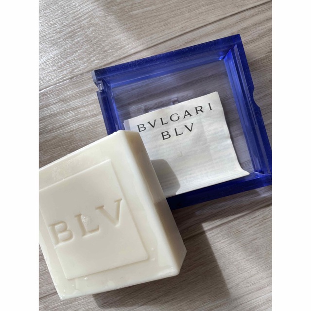 BVLGARI(ブルガリ)のBVLGARI ブルー ハンドクリームと石鹸 コスメ/美容のボディケア(ハンドクリーム)の商品写真