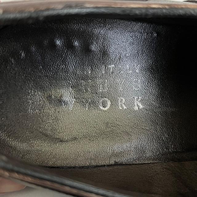 BARNEYS NEW YORK(バーニーズニューヨーク)のバーニーズ シューズ 41 メンズ - レザー メンズの靴/シューズ(その他)の商品写真