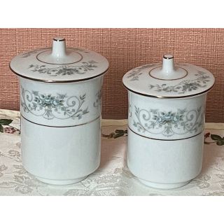 ノリタケ(Noritake)の【未使用】ノリタケ 金彩 夫婦湯呑み 蓋付き NOBLE(食器)