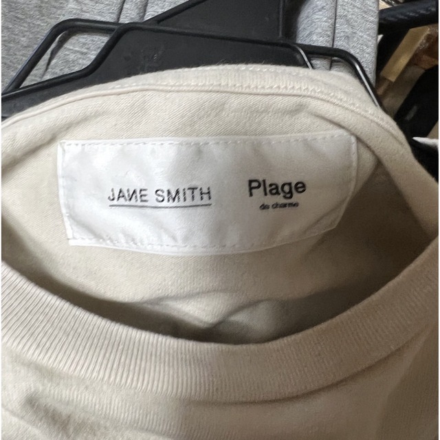 Plage(プラージュ)のJANE SMITH SP PHOTO Tシャツ♡ベージュ レディースのトップス(Tシャツ(半袖/袖なし))の商品写真