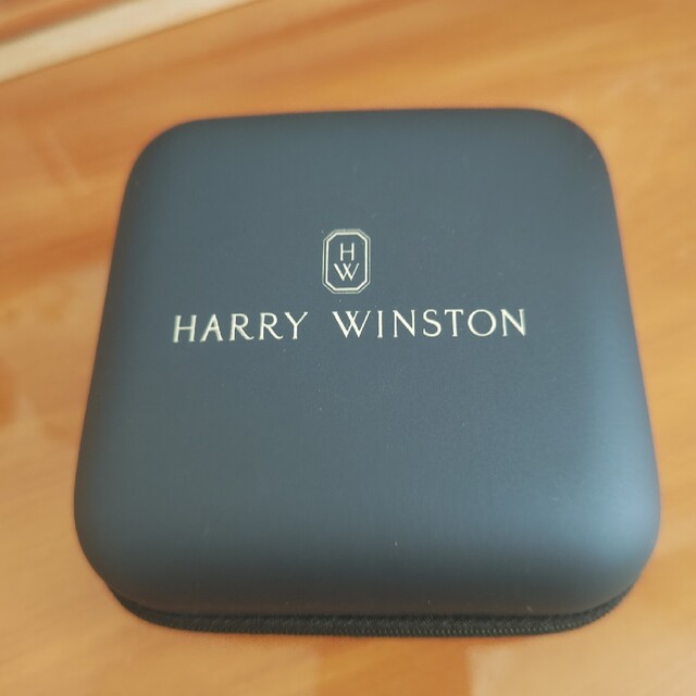 ハリーウィンストン時計箱