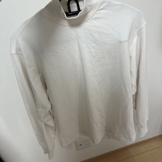 ユニクロ(UNIQLO)のUNIQLO U ロング Tシャツ　M ホワイト(Tシャツ(長袖/七分))