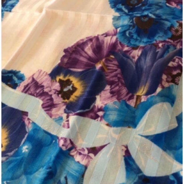 LANVIN(ランバン)のランバン ハンカチ pリボン、ブルーお花 レディースのファッション小物(ハンカチ)の商品写真