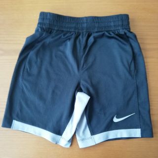 ナイキ(NIKE)の【極美品！】ナイキ ドライフィット 140　 ショートパンツ 　NIKE(パンツ/スパッツ)