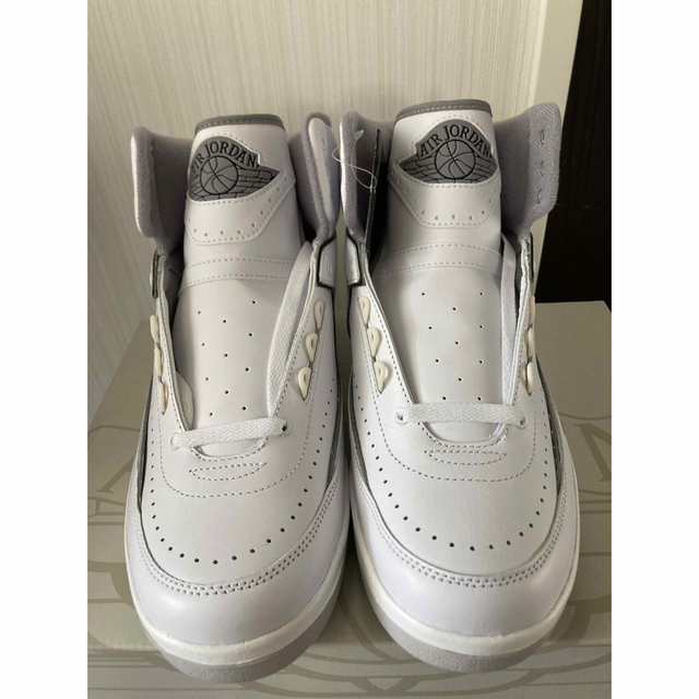 NIKE(ナイキ)のNike Air Jordan 2 "White and Cement Grey メンズの靴/シューズ(スニーカー)の商品写真