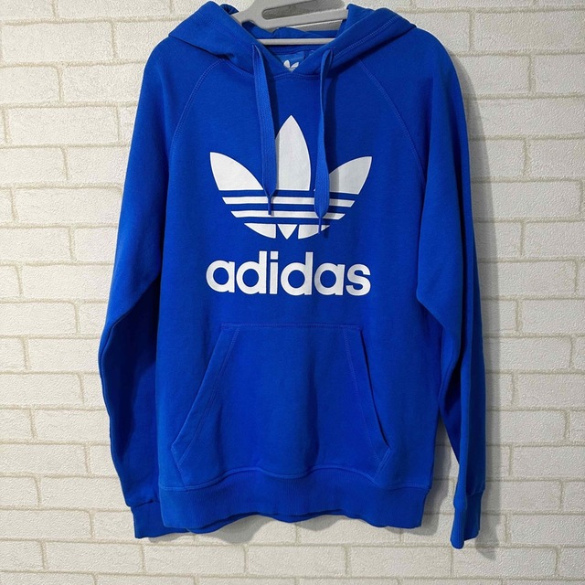 adidas パーカー Mサイズ