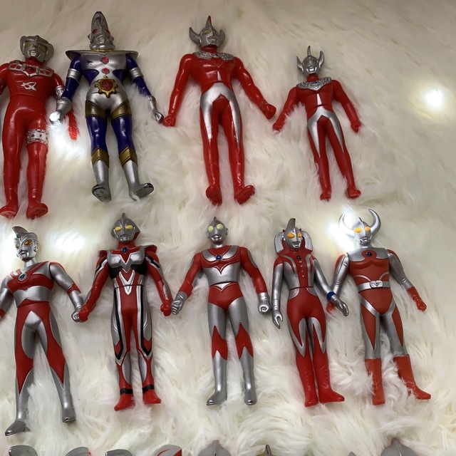 BANDAI ウルトラマン  指人形　キングジョー バルタン星人等　約90点 6