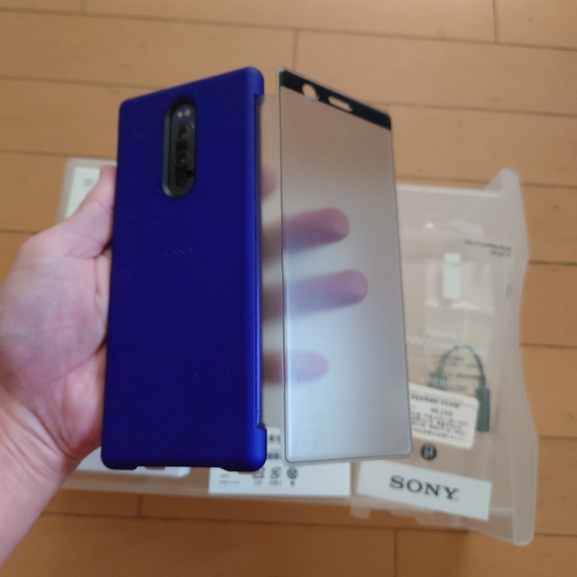 ソニー Xperia1 SIMフリー 未使用新品 純正ケース フィルム 一式 ソニー Xperia1 SIMフリー 未使用新品 純正ケース フィルム 一式