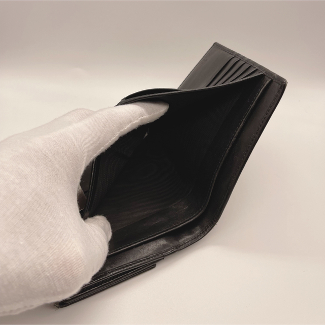 Gucci(グッチ)の【GUCCI】グッチ GGキャンバス ブラック 財布　二つ折り レディースのファッション小物(財布)の商品写真