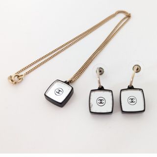 シャネル チェーン ピアスの通販 200点以上 | CHANELのレディースを